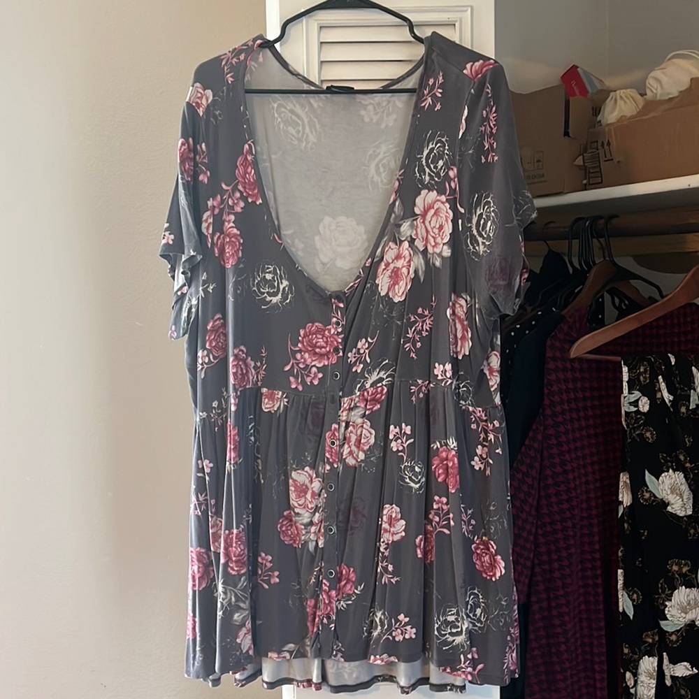 Torrid Size 3 top